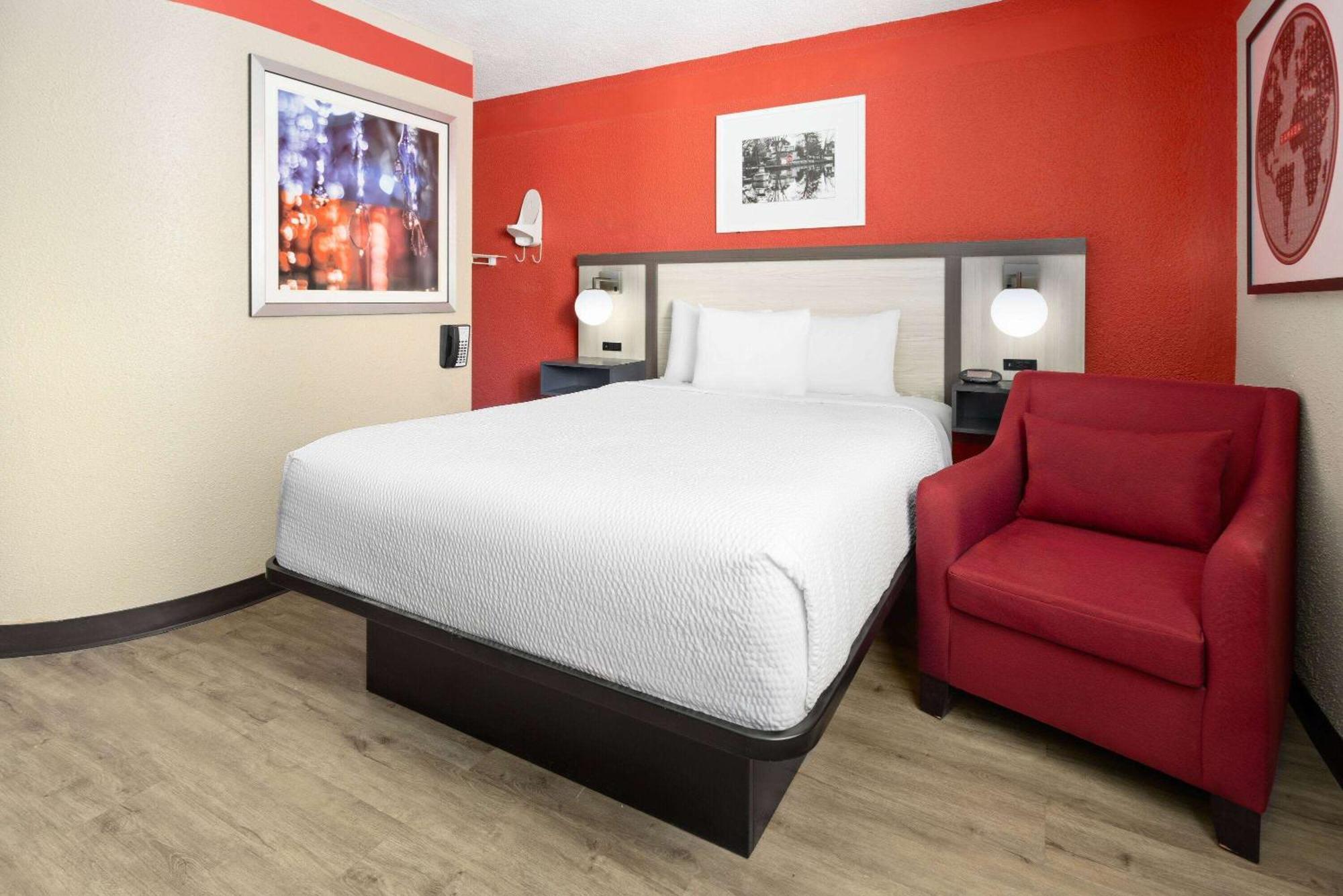 فندق Ramada By Wyndham بارسيباني المظهر الخارجي الصورة