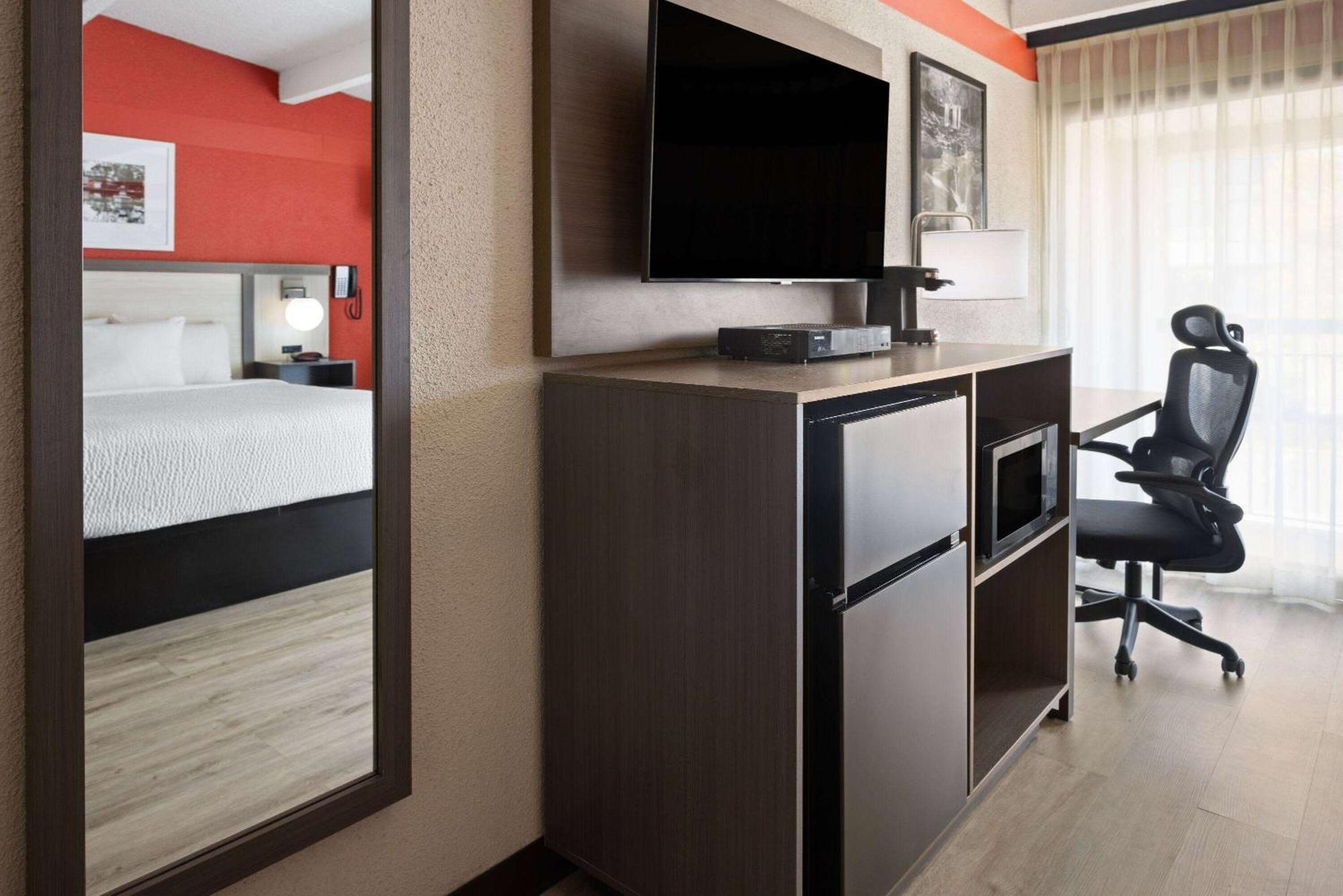 فندق Ramada By Wyndham بارسيباني المظهر الخارجي الصورة