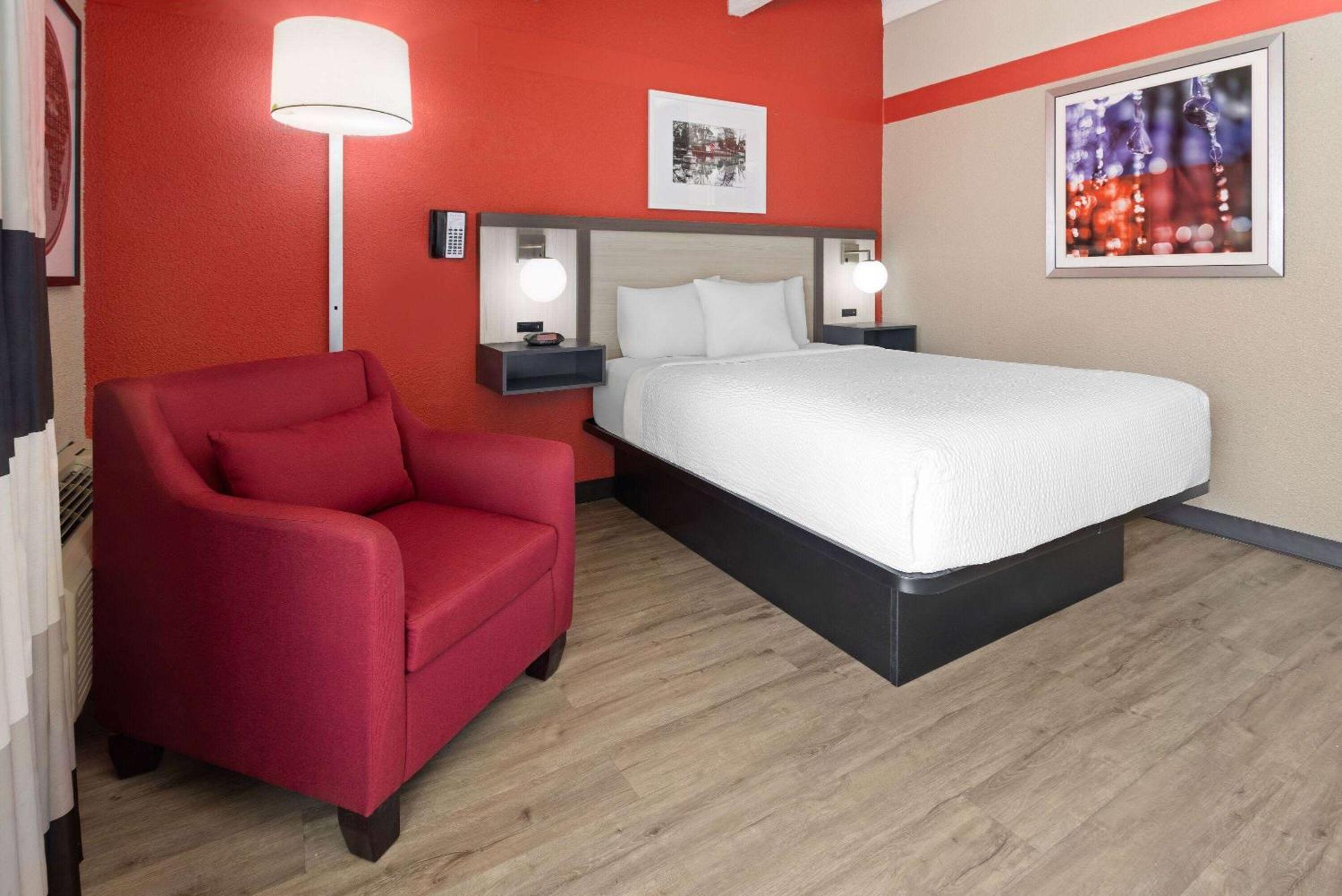 فندق Ramada By Wyndham بارسيباني المظهر الخارجي الصورة