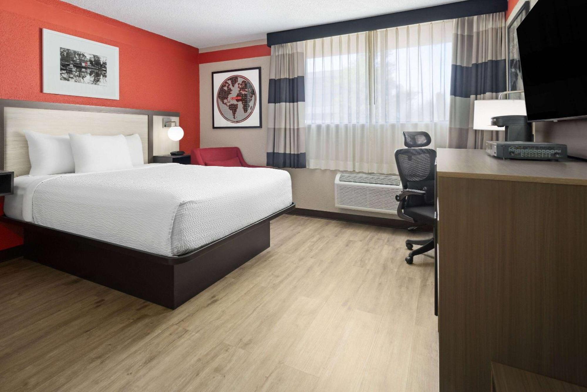 فندق Ramada By Wyndham بارسيباني المظهر الخارجي الصورة